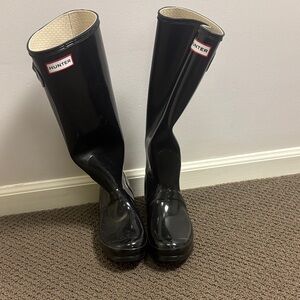 Hunter Women's Glossy Black Rain Boots